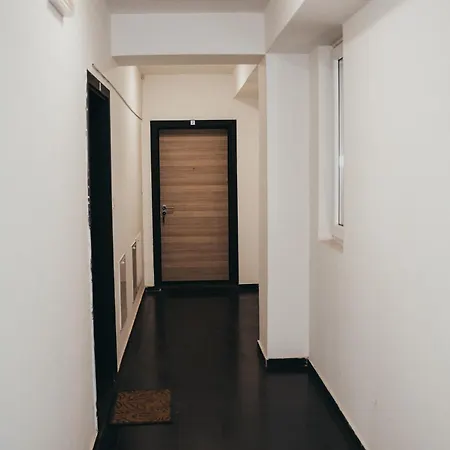 Апартаменты Urban Nest 2 *